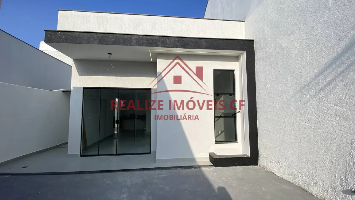 Foto 1 de Casa com 2 quartos à venda, 80m2 em Cabo Frio - RJ