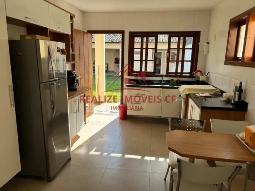 Foto 4 de Casa com 4 quartos à venda, 296m2 em Jardim Flamboyant, Cabo Frio - RJ