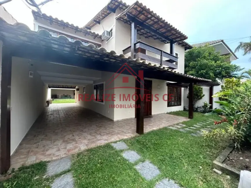 Foto 1 de Casa com 4 quartos à venda, 296m2 em Jardim Flamboyant, Cabo Frio - RJ