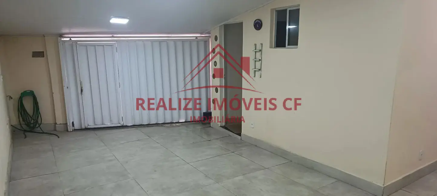 Casa com 3 quartos para alugar, 300m2 em Jardim Excelsior, Cabo Frio - RJ - imagem 2 Foto 2 de Casa com 3 quartos para alugar, 300m2 em Jardim Excelsior, Cabo Frio - RJ