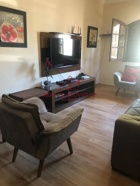 Foto 2 de Casa com 4 quartos à venda e para alugar, 320m2 em Braga, Cabo Frio - RJ