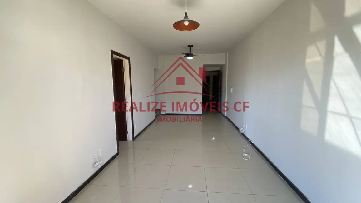 Cobertura com 3 quartos para alugar em Centro, Cabo Frio - RJ - imagem 1 Foto 1 de Cobertura com 3 quartos para alugar em Centro, Cabo Frio - RJ