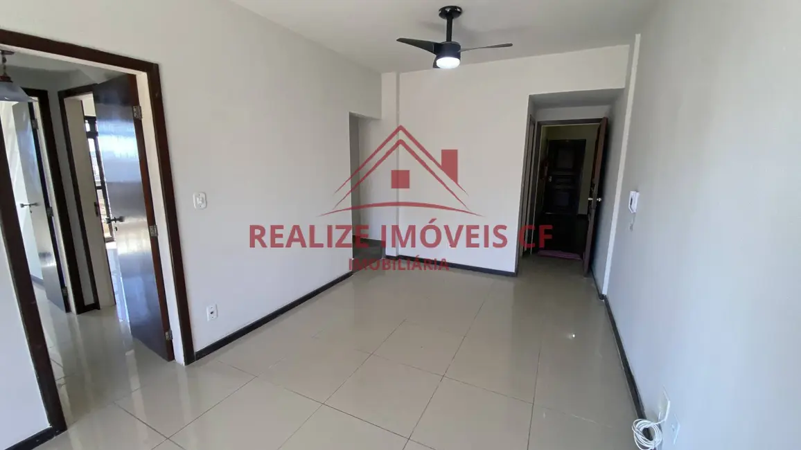 Cobertura com 3 quartos para alugar em Centro, Cabo Frio - RJ - imagem 2 Foto 2 de Cobertura com 3 quartos para alugar em Centro, Cabo Frio - RJ