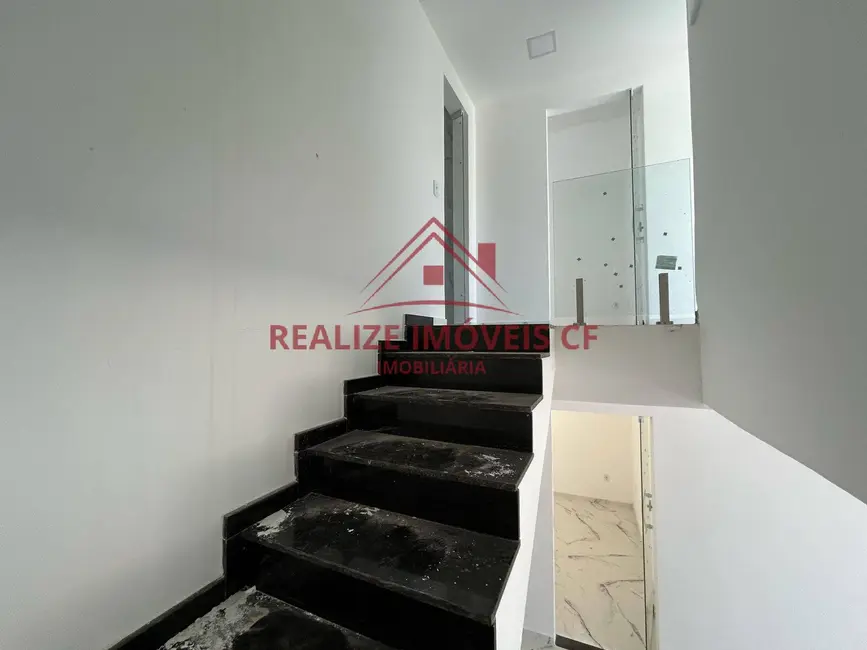 Foto 6 de Casa com 4 quartos à venda, 140m2 em Parque Balneário São Francisco, Cabo Frio - RJ