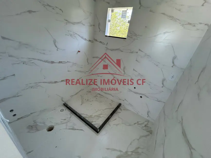 Foto 3 de Casa com 4 quartos à venda, 140m2 em Parque Balneário São Francisco, Cabo Frio - RJ