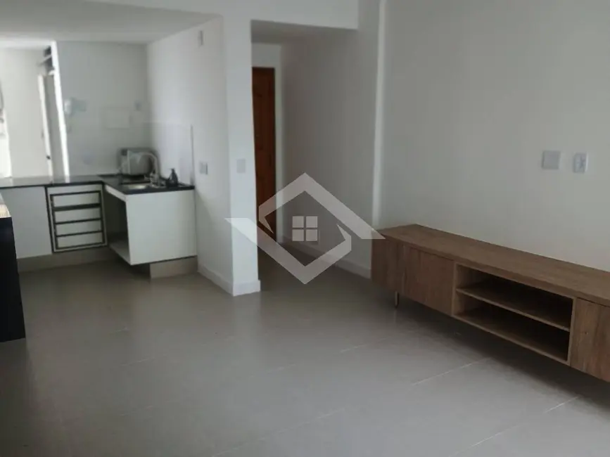 Foto 4 de Apartamento com 2 quartos à venda, 74m2 em Copacabana, Rio De Janeiro - RJ