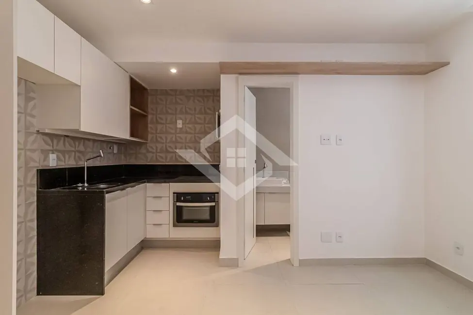 Apartamento com 1 quarto à venda, 35m2 em Copacabana, Rio De Janeiro - RJ - imagem 5 Foto 5 de Apartamento com 1 quarto à venda, 35m2 em Copacabana, Rio De Janeiro - RJ