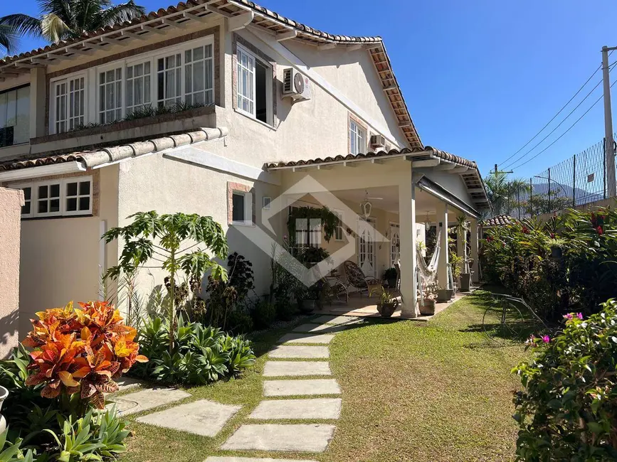 Casa com 3 quartos à venda, 177m2 em Recreio dos Bandeirantes, Rio De Janeiro - RJ - imagem 5 Foto 5 de Casa com 3 quartos à venda, 177m2 em Recreio dos Bandeirantes, Rio De Janeiro - RJ