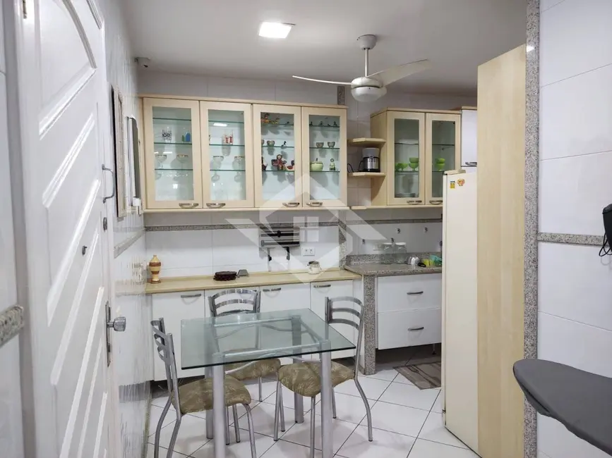 Foto 8 de Apartamento com 3 quartos à venda, 165m2 em Copacabana, Rio De Janeiro - RJ