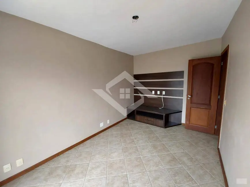 Foto 4 de Casa com 5 quartos à venda, 200m2 em Campo Grande, Rio De Janeiro - RJ
