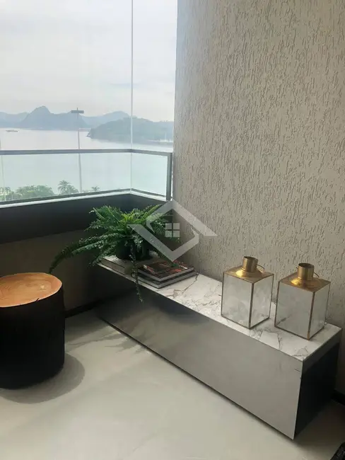 Apartamento com 3 quartos à venda, 148m2 em Flamengo, Rio De Janeiro - RJ - imagem 4 Foto 4 de Apartamento com 3 quartos à venda, 148m2 em Flamengo, Rio De Janeiro - RJ