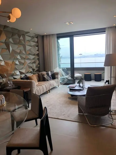 Apartamento com 3 quartos à venda, 148m2 em Flamengo, Rio De Janeiro - RJ - imagem 5 Foto 5 de Apartamento com 3 quartos à venda, 148m2 em Flamengo, Rio De Janeiro - RJ