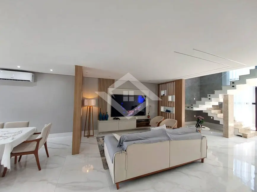 Foto 3 de Casa com 3 quartos à venda, 220m2 em Paciência, Rio De Janeiro - RJ