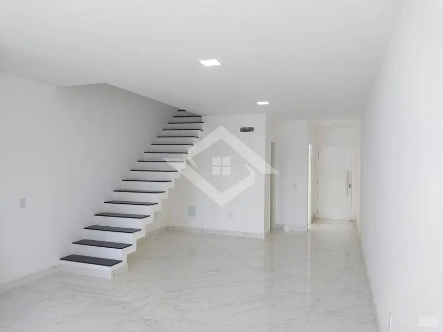 Foto 3 de Casa com 2 quartos à venda e para alugar, 120m2 em Campo Grande, Rio De Janeiro - RJ