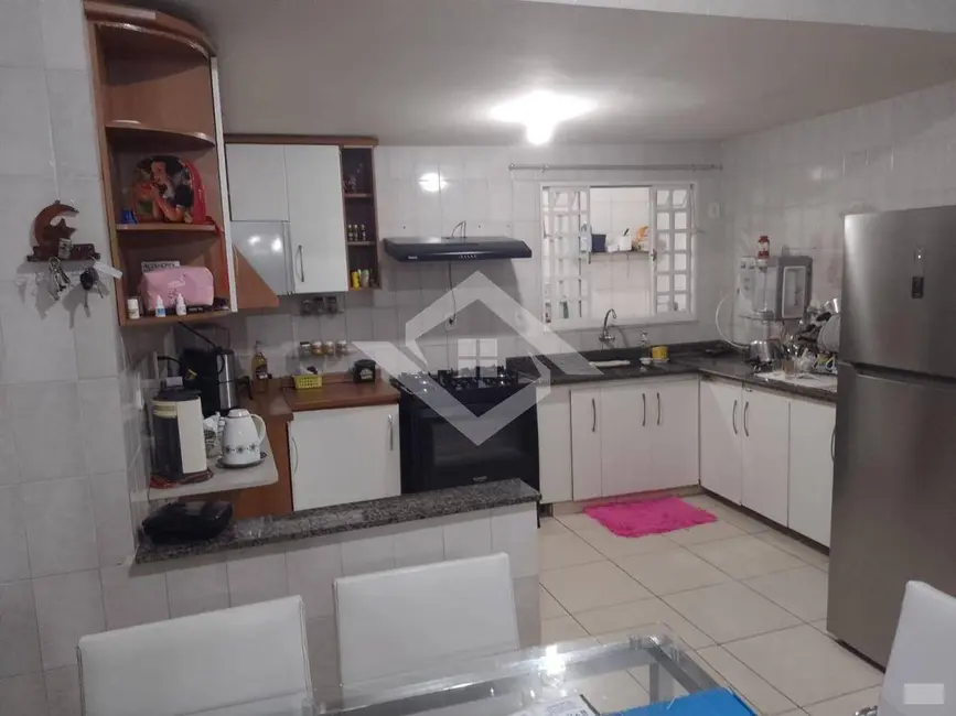 Casa com 3 quartos à venda, 180m2 em Campo Grande, Rio De Janeiro - RJ - imagem 8 Foto 8 de Casa com 3 quartos à venda, 180m2 em Campo Grande, Rio De Janeiro - RJ