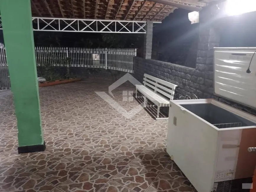 Casa com 3 quartos à venda, 180m2 em Campo Grande, Rio De Janeiro - RJ - imagem 3 Foto 3 de Casa com 3 quartos à venda, 180m2 em Campo Grande, Rio De Janeiro - RJ