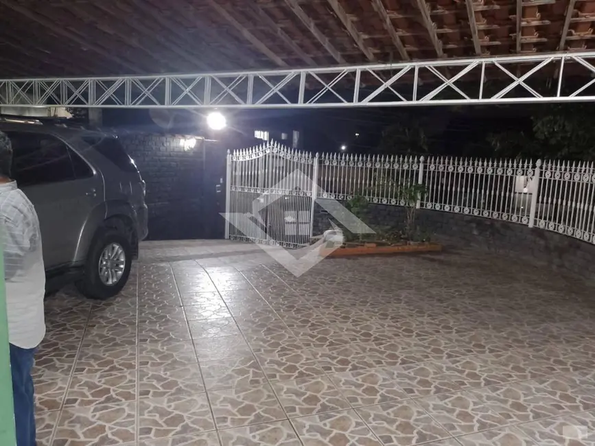 Casa com 3 quartos à venda, 180m2 em Campo Grande, Rio De Janeiro - RJ - imagem 4 Foto 4 de Casa com 3 quartos à venda, 180m2 em Campo Grande, Rio De Janeiro - RJ