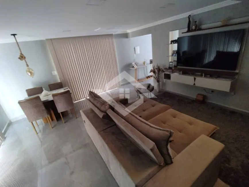 Foto 1 de Casa com 2 quartos à venda, 160m2 em Campo Grande, Rio De Janeiro - RJ