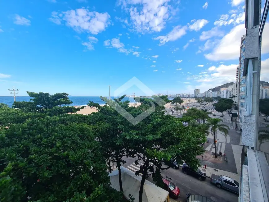 Foto 3 de Apartamento com 2 quartos à venda, 82m2 em Copacabana, Rio De Janeiro - RJ