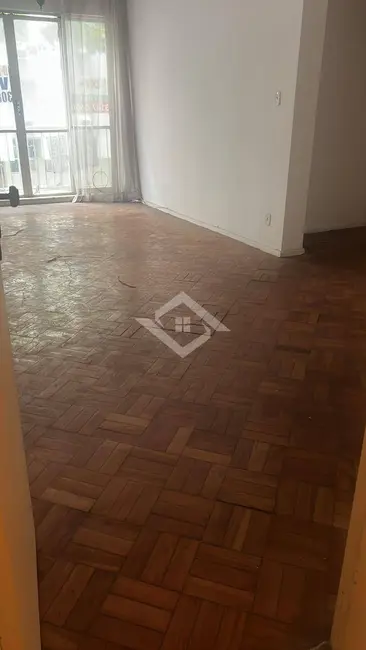 Apartamento com 3 quartos à venda, 103m2 em Copacabana, Rio De Janeiro - RJ - imagem 1 Foto 1 de Apartamento com 3 quartos à venda, 103m2 em Copacabana, Rio De Janeiro - RJ