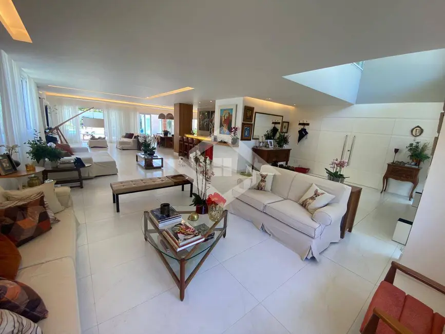 Casa com 6 quartos à venda e para alugar, 1000m2 em Barra da Tijuca, Rio De Janeiro - RJ - imagem 4 Foto 4 de Casa com 6 quartos à venda e para alugar, 1000m2 em Barra da Tijuca, Rio De Janeiro - RJ
