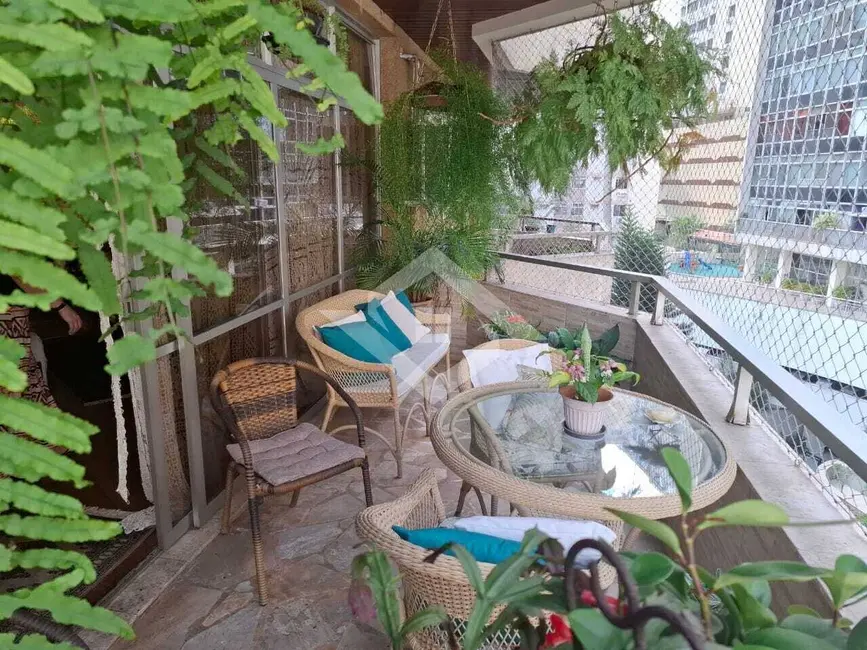 Foto 2 de Apartamento com 3 quartos à venda e para alugar, 139m2 em Lagoa, Rio De Janeiro - RJ