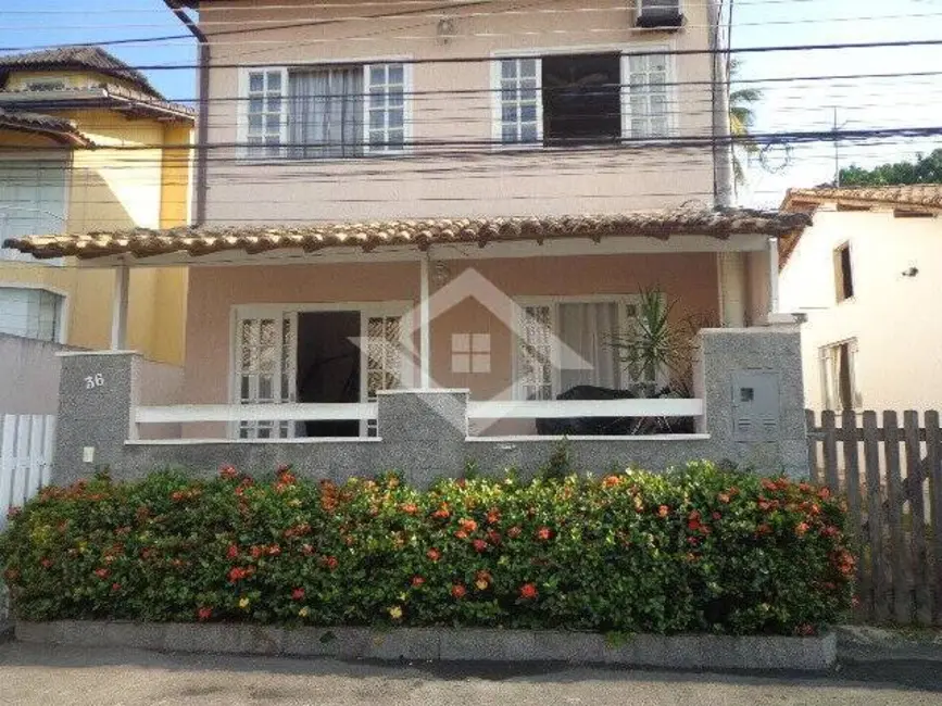 Foto 1 de Casa de Condomínio com 4 quartos à venda, 140m2 em Campo Grande, Rio De Janeiro - RJ