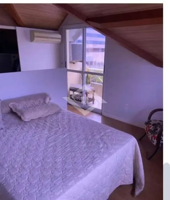 Casa com 4 quartos à venda, 230m2 em Recreio dos Bandeirantes, Rio De Janeiro - RJ - imagem 4 Foto 4 de Casa com 4 quartos à venda, 230m2 em Recreio dos Bandeirantes, Rio De Janeiro - RJ