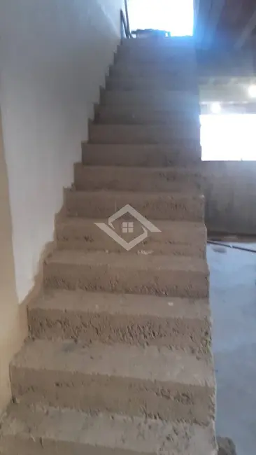 Sala Comercial à venda, 200m2 em Paciência, Rio De Janeiro - RJ - imagem 9 Foto 9 de Sala Comercial à venda, 200m2 em Paciência, Rio De Janeiro - RJ