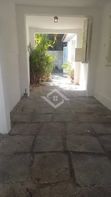 Foto 3 de Casa com 2 quartos para alugar, 84m2 em Campo Grande, Rio De Janeiro - RJ