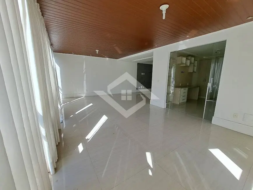 Foto 1 de Apartamento com 2 quartos à venda, 119m2 em Recreio dos Bandeirantes, Rio De Janeiro - RJ