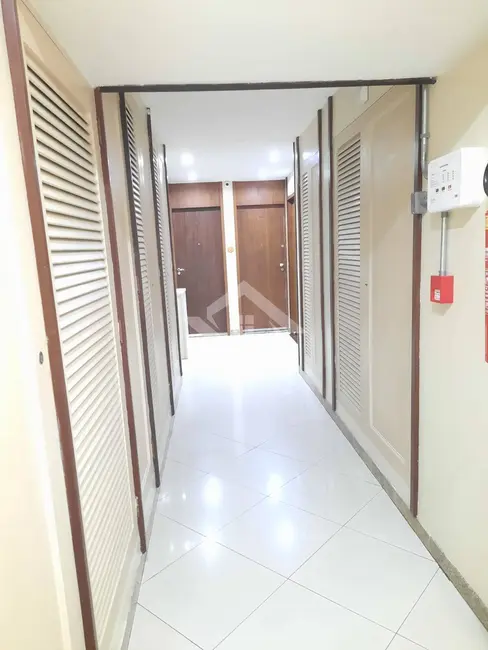 Foto 3 de Apartamento com 2 quartos à venda, 72m2 em Humaitá, Rio De Janeiro - RJ