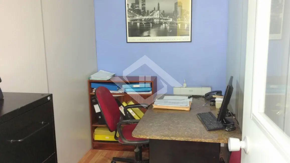 Sala Comercial para alugar, 37m2 em Centro, Rio De Janeiro - RJ - imagem 5 Foto 5 de Sala Comercial para alugar, 37m2 em Centro, Rio De Janeiro - RJ