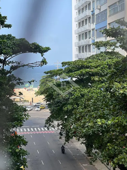 Foto 3 de Apartamento com 3 quartos à venda, 150m2 em Copacabana, Rio De Janeiro - RJ