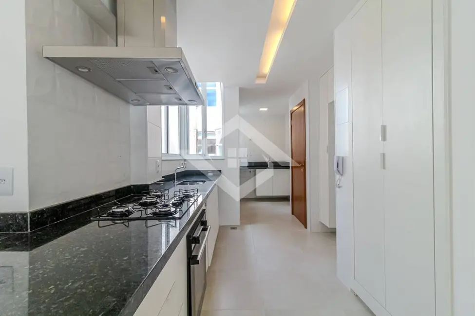Foto 5 de Apartamento com 3 quartos à venda, 135m2 em Copacabana, Rio De Janeiro - RJ