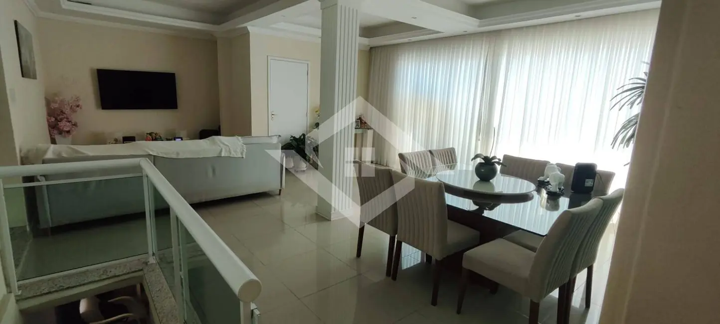 Foto 3 de Casa com 3 quartos à venda, 322m2 em Taquara, Rio De Janeiro - RJ