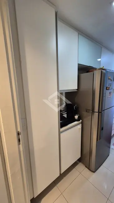 Foto 4 de Apartamento com 3 quartos para alugar, 92m2 em Rio De Janeiro - RJ