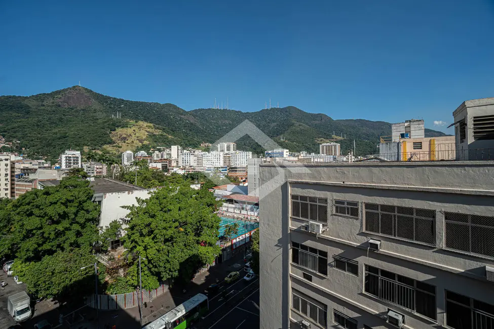 Foto 2 de Apartamento com 4 quartos à venda, 130m2 em Tijuca, Rio De Janeiro - RJ