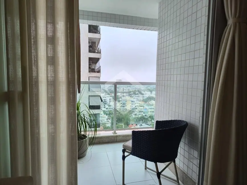 Foto 2 de Apartamento com 3 quartos à venda, 114m2 em Barra da Tijuca, Rio De Janeiro - RJ