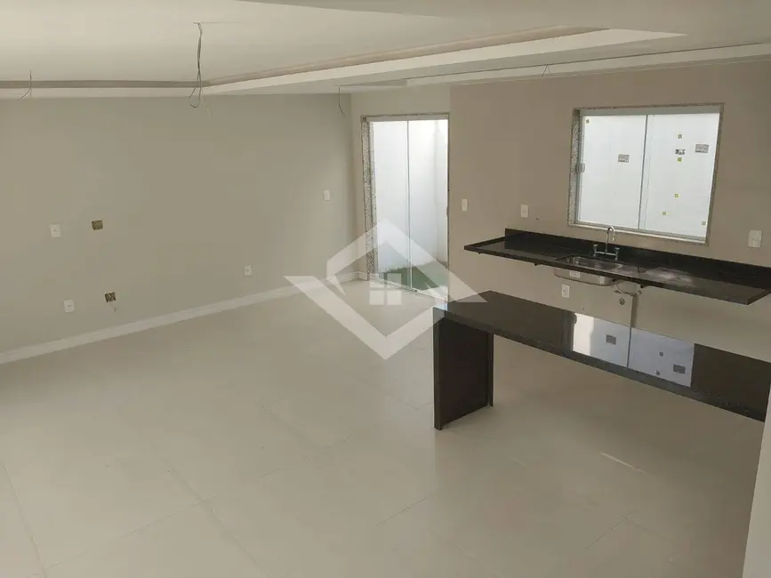 Foto 4 de Casa de Condomínio com 3 quartos à venda, 120m2 em Guaratiba, Rio De Janeiro - RJ