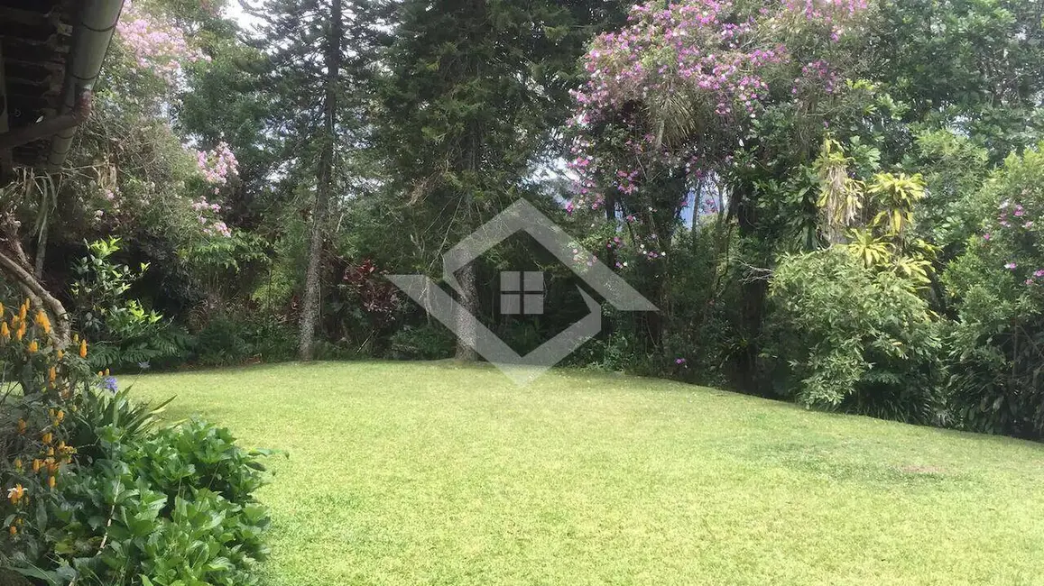 Foto 5 de Sítio / Rancho com 6 quartos à venda, 300m2 em Quarteirão Ingelheim, Petropolis - RJ