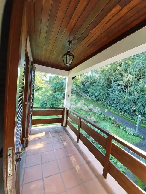 Foto 7 de Sítio / Rancho com 6 quartos à venda, 300m2 em Quarteirão Ingelheim, Petropolis - RJ