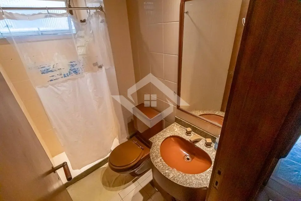 Apartamento com 3 quartos à venda, 137m2 em Botafogo, Rio De Janeiro - RJ - imagem 7 Foto 7 de Apartamento com 3 quartos à venda, 137m2 em Botafogo, Rio De Janeiro - RJ
