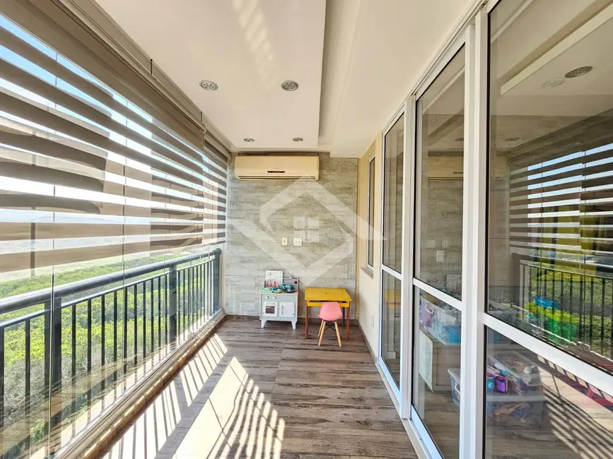 Foto 4 de Apartamento com 4 quartos à venda, 144m2 em Rio De Janeiro - RJ