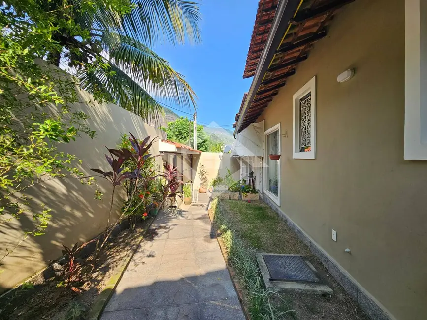 Foto 4 de Casa com 4 quartos à venda, 425m2 em Freguesia (Jacarepaguá), Rio De Janeiro - RJ