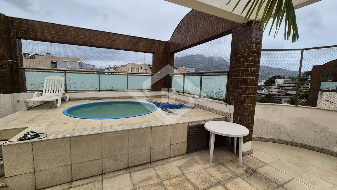 Foto 2 de Apartamento com 4 quartos à venda, 200m2 em Freguesia (Jacarepaguá), Rio De Janeiro - RJ