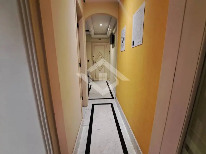 Foto 2 de Sala Comercial à venda, 40m2 em Barra da Tijuca, Rio De Janeiro - RJ