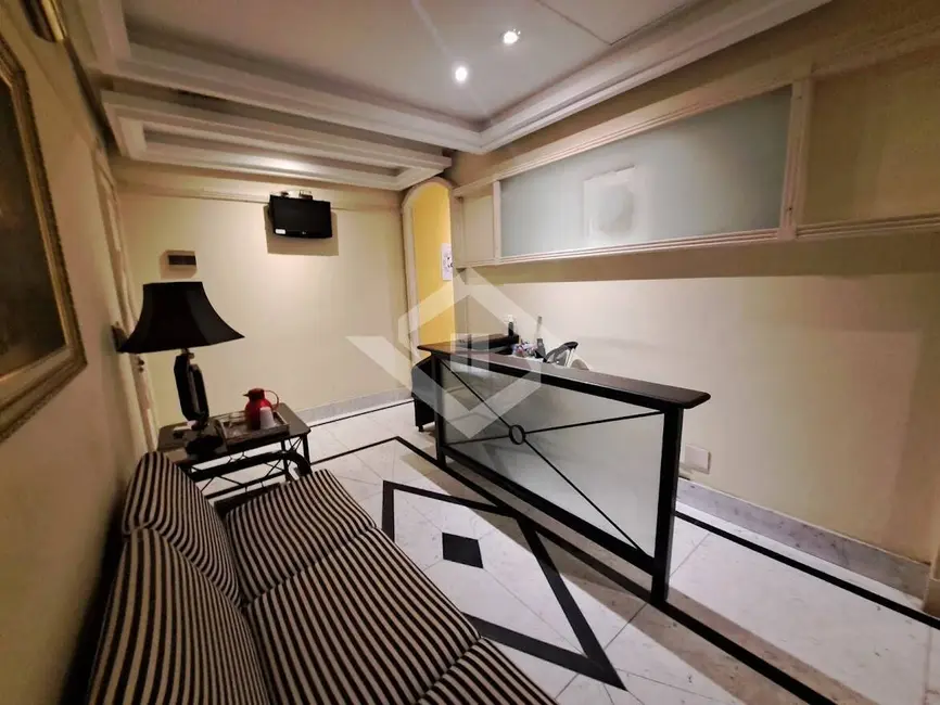 Sala Comercial à venda, 45m2 em Barra da Tijuca, Rio De Janeiro - RJ - imagem 3 Foto 3 de Sala Comercial à venda, 45m2 em Barra da Tijuca, Rio De Janeiro - RJ