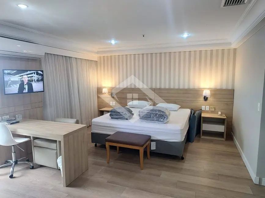 Foto 1 de Apartamento com 2 quartos à venda, 65m2 em Barra da Tijuca, Rio De Janeiro - RJ