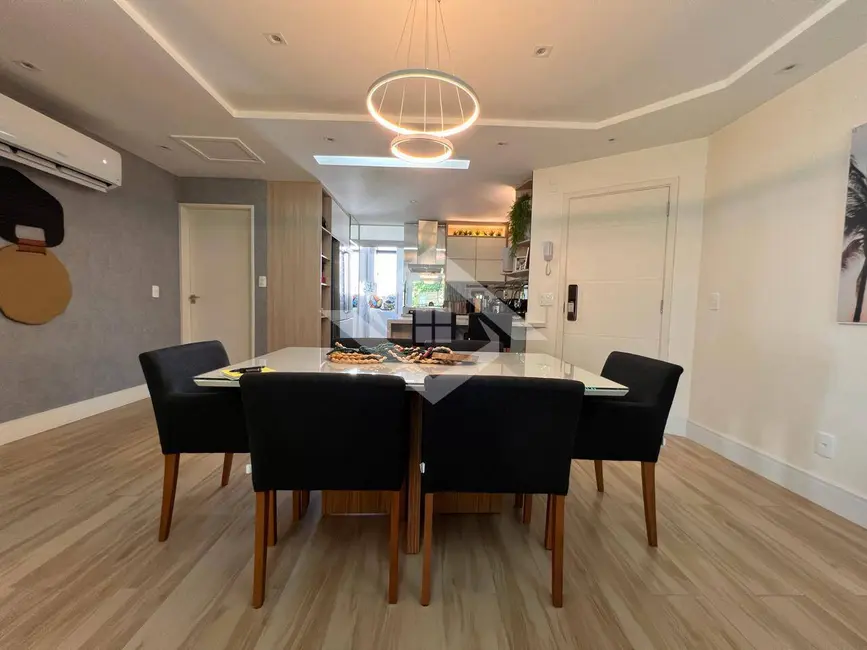 Apartamento com 2 quartos à venda, 113m2 em Recreio dos Bandeirantes, Rio De Janeiro - RJ - imagem 4 Foto 4 de Apartamento com 2 quartos à venda, 113m2 em Recreio dos Bandeirantes, Rio De Janeiro - RJ